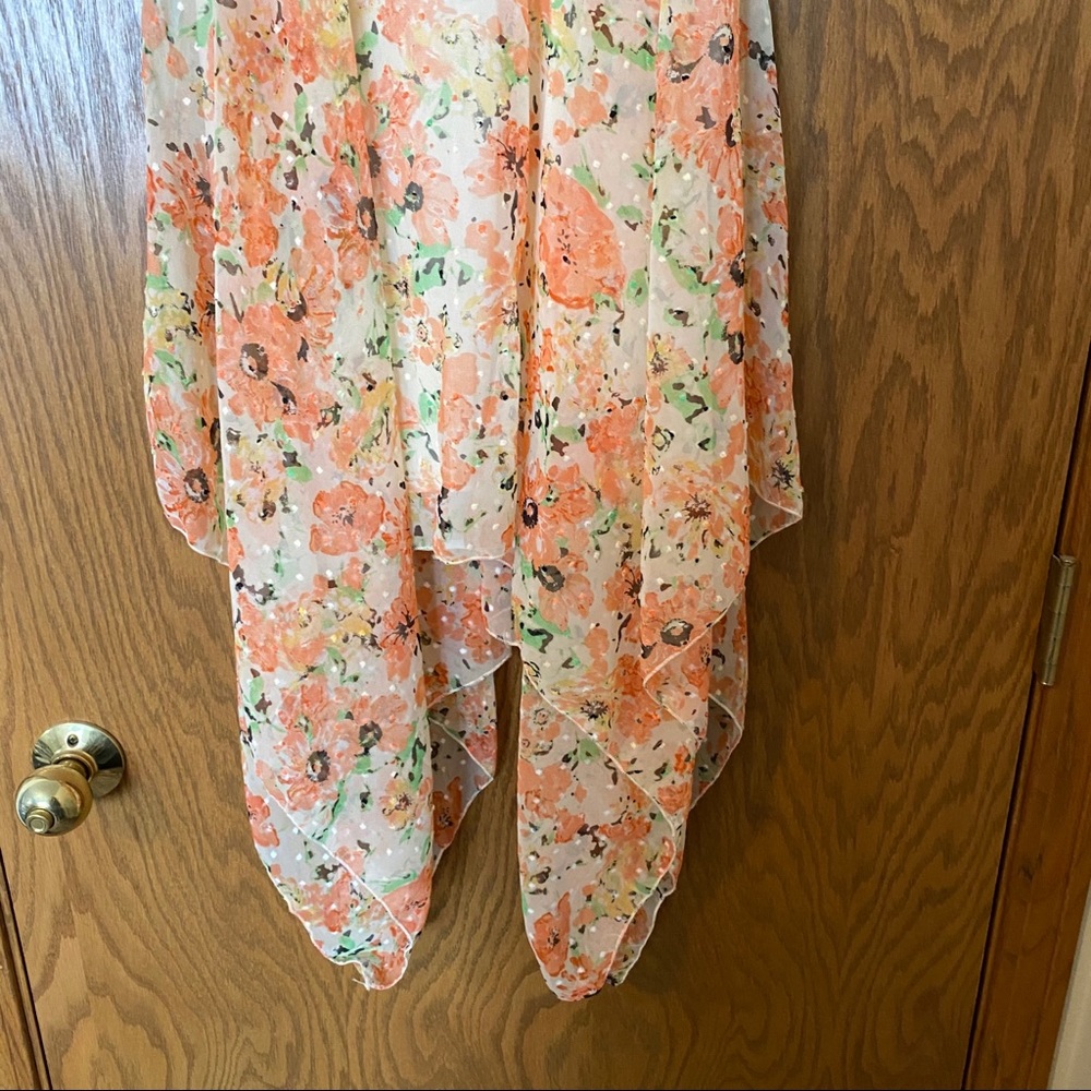 Body Central Strapless Floral Dress - Picture 4 of 8